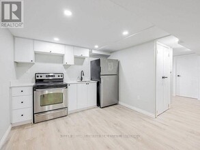 530 Eulalie Ave in Oshawa, ON - Building Photo - Building Photo