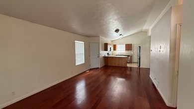 1581 Durocher Ln in Tooele, UT - Building Photo - Building Photo