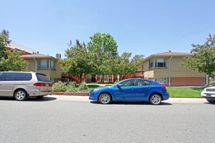 Race Street Courts Apartments