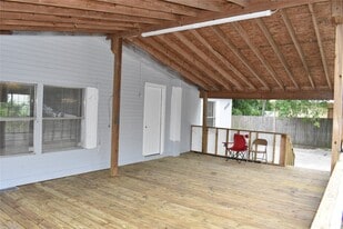 22530 Yancy Rd in Porter, TX - Building Photo