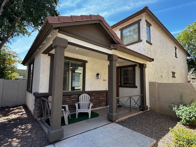property at 639 S Buena Vista Ave