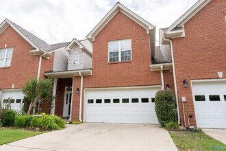 3187 Mallard Point Dr SE in Owens Cross Roads, AL - Building Photo - Building Photo