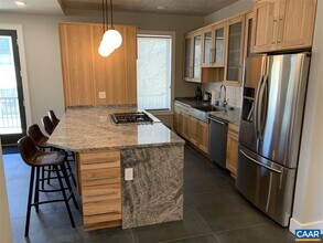 808 Elliott Ave in Charlottesville, VA - Building Photo - Building Photo