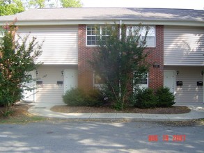 701 N Columbia St in Chapel Hill, NC - Building Photo - Building Photo