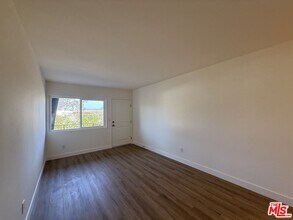1743 9th St in Santa Monica, CA - Building Photo - Building Photo