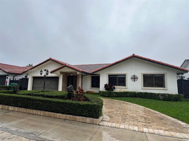 3563 SW 143rd Pl in Miami, FL - Building Photo - Building Photo