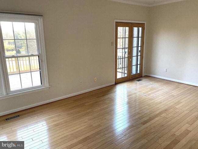 13 Dickens Square in Timonium, MD - Building Photo - Building Photo