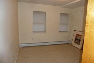 208 Garden St in Hoboken, NJ - Building Photo - Building Photo