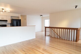 1500 Ashcroft Dr in Longmont, CO - Foto de edificio - Building Photo