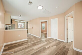 143 Center Ave in Keansburg, NJ - Building Photo - Building Photo