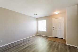 6860 S Cottontail Run Ave in Tucson, AZ - Building Photo - Building Photo