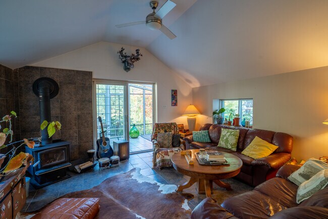 1540 Chem. Michel in Chertsey, QC - Building Photo - Building Photo