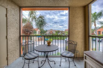 13545 Eagle Ridge Dr in Ft. Myers, FL - Building Photo - Building Photo