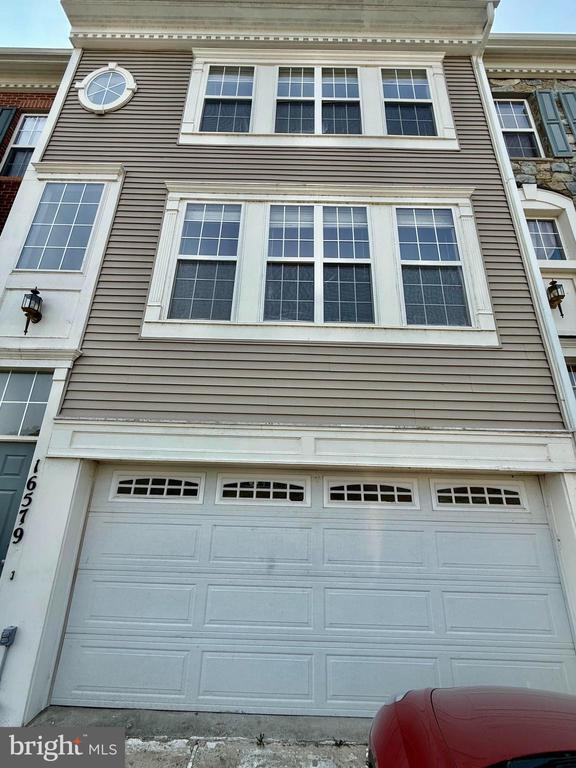 16579 Bramblewood Ln in Woodbridge, VA - Building Photo - Building Photo