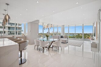 2241 SE 17th St in Fort Lauderdale, FL - Building Photo - Building Photo