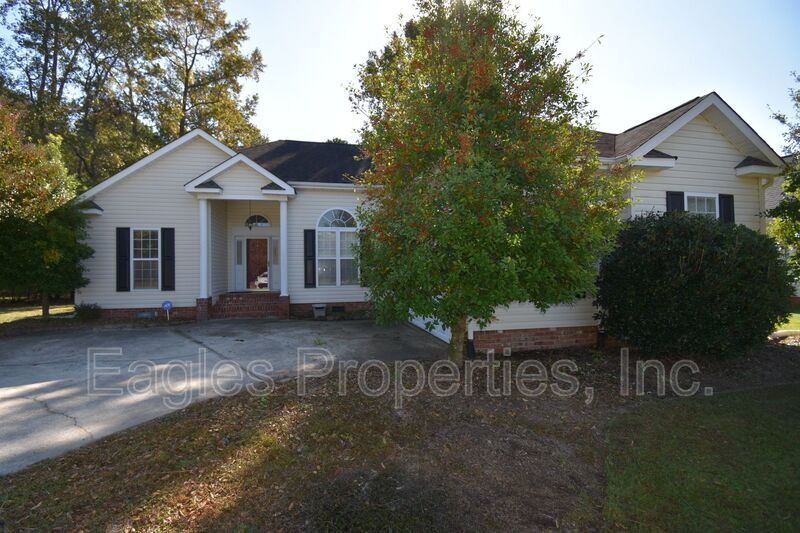 202 Adler Ln in Goldsboro, NC - Building Photo