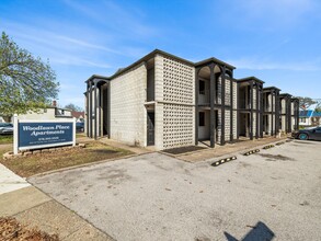 Woodlawn Place Apartments in Owensboro, KY - Foto de edificio - Building Photo