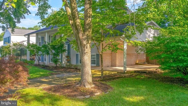 15012 Olddale Rd in Centreville, VA - Building Photo - Building Photo