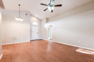 3433 Benson Park Blvd in Orlando, FL - Building Photo - Building Photo