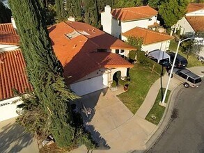 23119 Valerio St in Los Angeles, CA - Building Photo - Building Photo