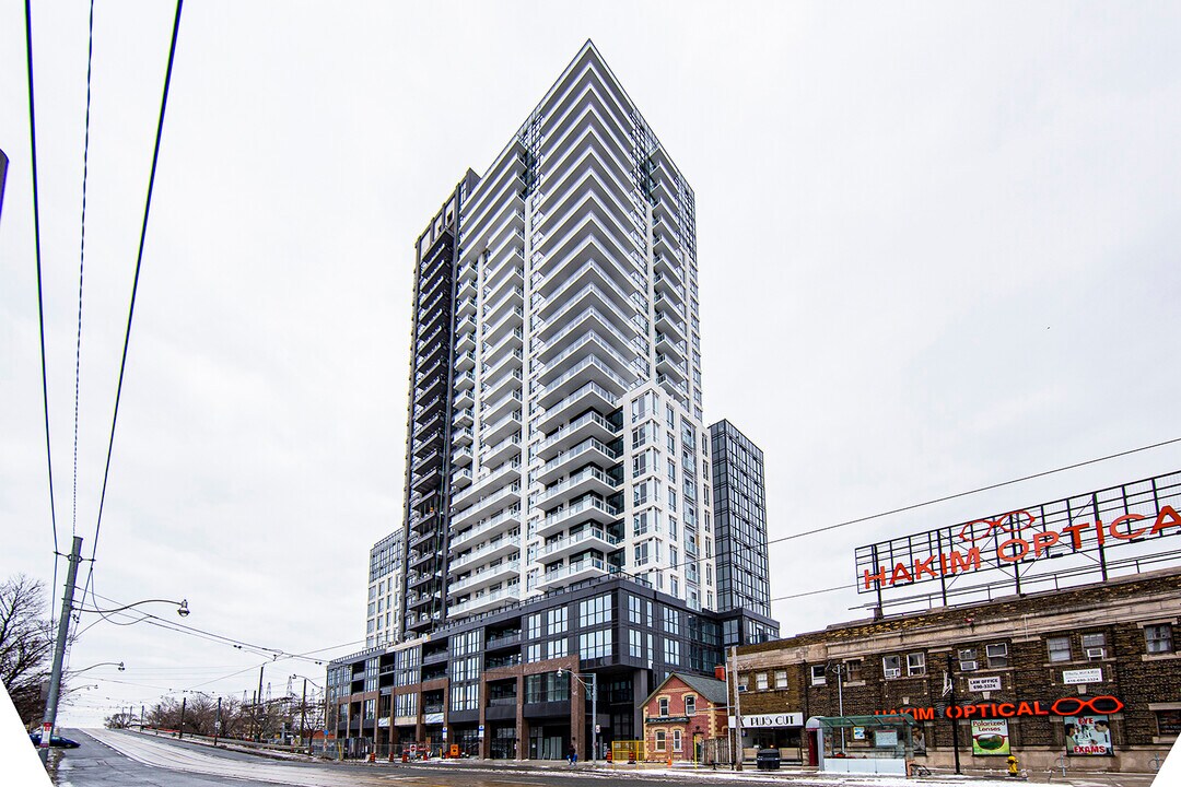 286-2286 Main St in Toronto, ON - Building Photo