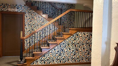 Redside - The Mulholland in Seattle, WA - Foto de edificio - Interior Photo