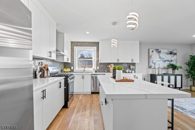 property at 937 Worth Ave