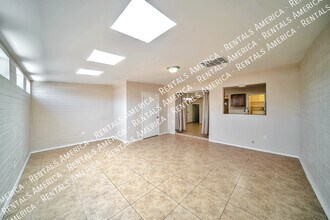 1023 N Bedford Dr in Tucson, AZ - Building Photo - Building Photo