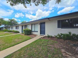 605 Northlake Blvd in Altamonte Springs, FL - Building Photo