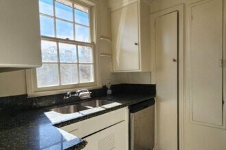 10325-10327 /2 Ashton Ave in Los Angeles, CA - Foto de edificio - Building Photo