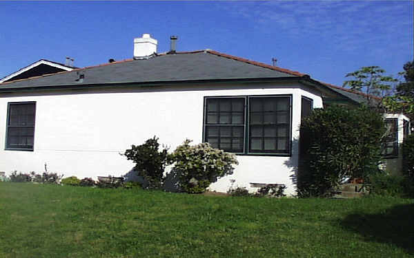 4978 Cape May Ave in San Diego, CA - Building Photo