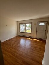 26 Loughran Dr, Unit 26 in Corinth, NY - Foto de edificio - Building Photo