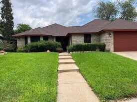 1220 St John Loop in Laredo, TX - Building Photo