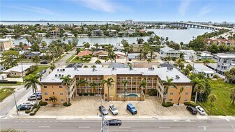 3575 Gulf Blvd, Unit 105 in St Pete Beach, FL - Building Photo