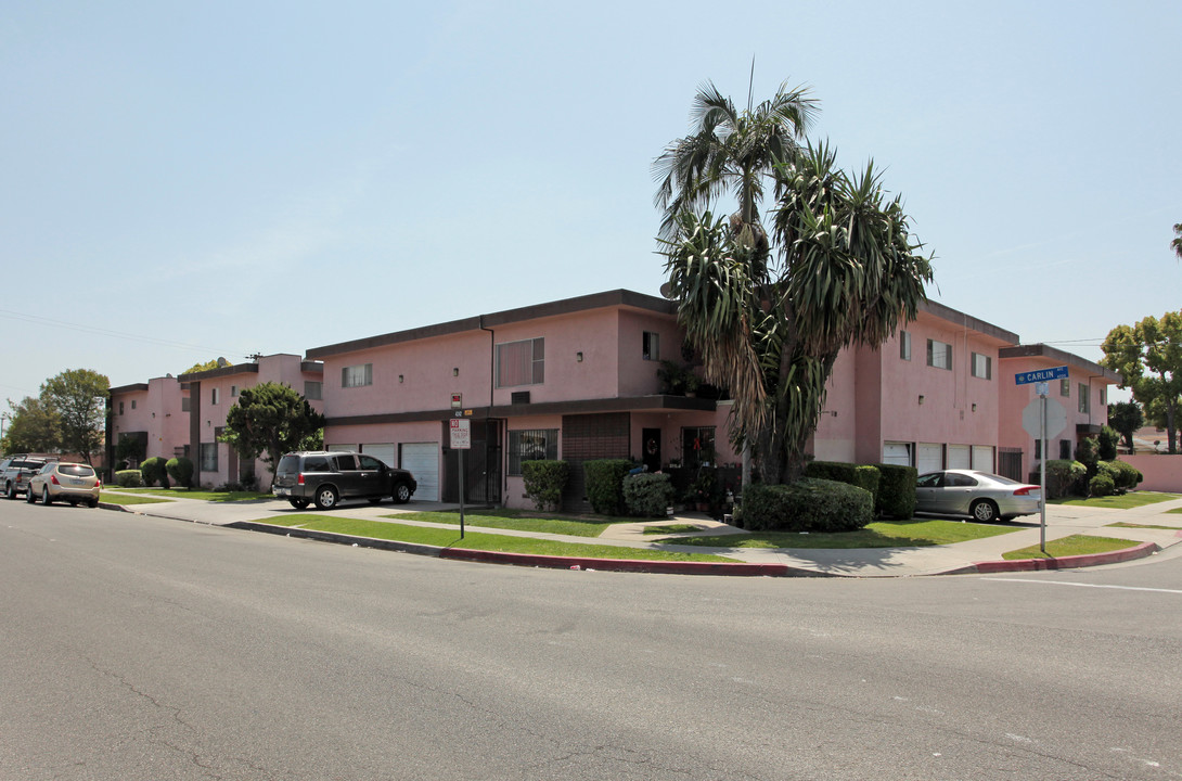 4242-4248 Carlin Ave in Lynwood, CA - Foto de edificio