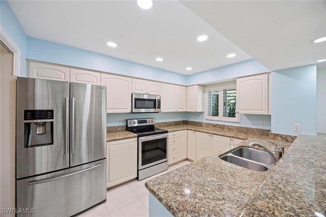 property at 1608 Spoonbill Ln