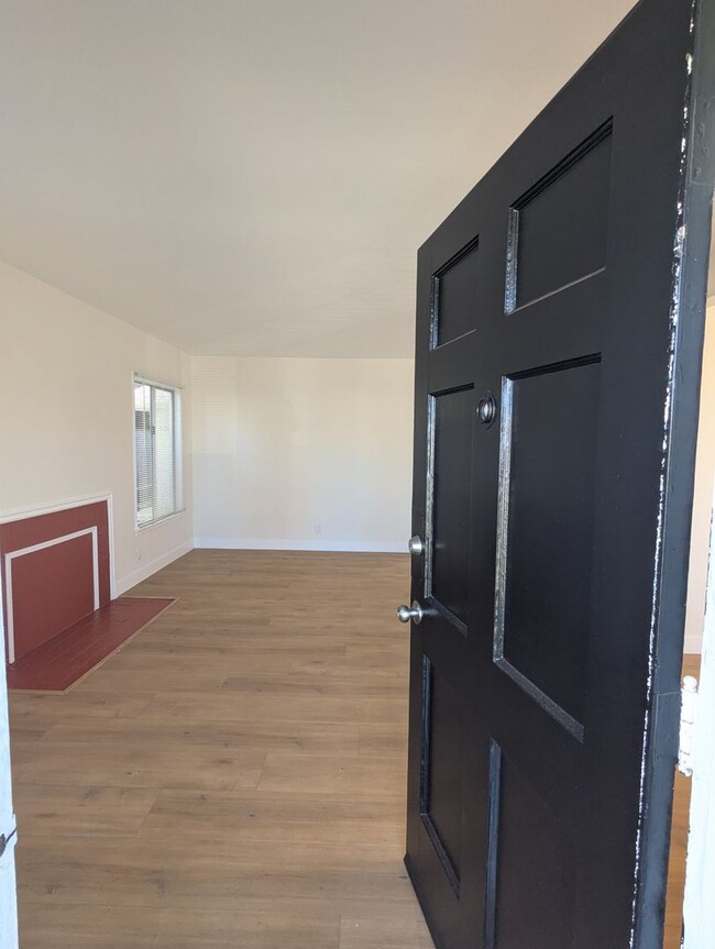 6208-6210 S Fairfax Ave in Los Angeles, CA - Building Photo - Building Photo