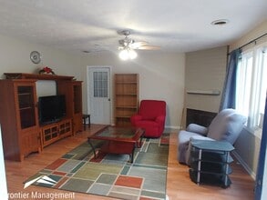 2417 Galloway Dr in Manhattan, KS - Building Photo - Building Photo
