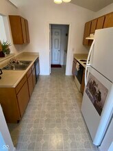 5251 Bluff View Dr in Indianapolis, IN - Foto de edificio - Building Photo