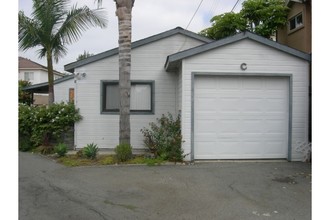 2639-2649 Orange Ave in Costa Mesa, CA - Building Photo - Building Photo