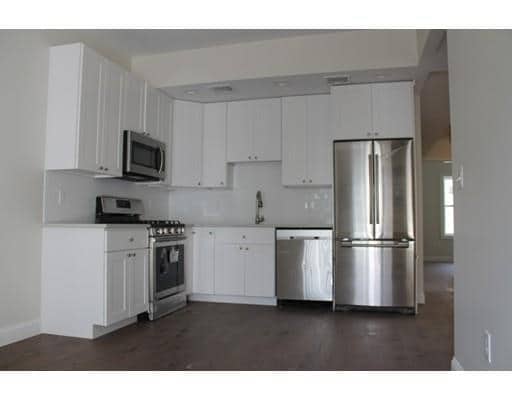 140 W 8th St, Unit #2