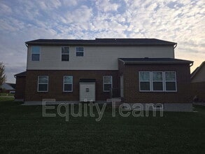 5686 E Senour Dr in West Chester Township, OH - Building Photo - Building Photo