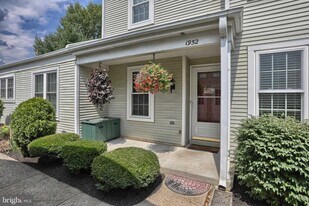 1952 Wexford Rd in Palmyra, PA - Building Photo