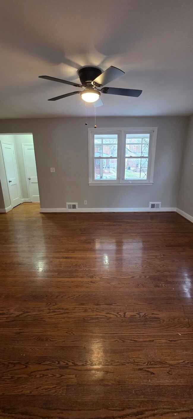 3909 Rosecrest Ave in Baltimore, MD - Building Photo - Building Photo