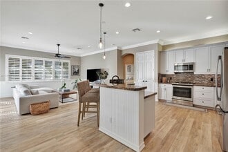 7914 SE Osprey St in Hobe Sound, FL - Building Photo - Building Photo