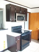 4847 N Santa Monica Blvd, Unit Townhome of Whitefish Bay in Whitefish Bay, WI - Foto de edificio - Building Photo