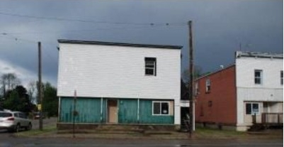 1494 Main St in Snover, MI - Foto de edificio