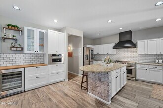 29401 N 48th Pl in Cave Creek, AZ - Building Photo - Building Photo