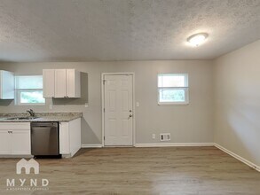 7006 Vesta Way in Jonesboro, GA - Building Photo - Building Photo