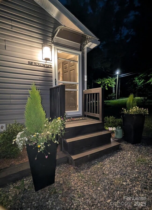 property at 57 Fair Hollow Ln
